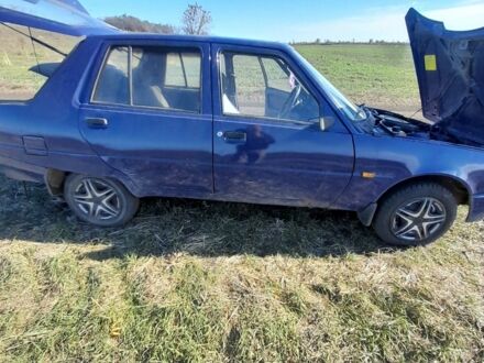 ЗАЗ 1102 Таврия 2001 в Запорожье на Automoto.ua Синий ЗАЗ 1102 Таврия, объемом двигателя 1.2 л и пробегом 169 тыс. км за 768 $, фото 1 на Automoto.ua