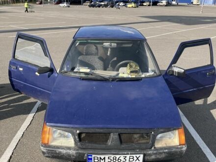 ЗАЗ 1102 Таврия 2002 в Киеве на Automoto.ua Синий ЗАЗ 1102 Таврия, объемом двигателя 1.2 л и пробегом 3 тыс. км за 350 $, фото 1 на Automoto.ua