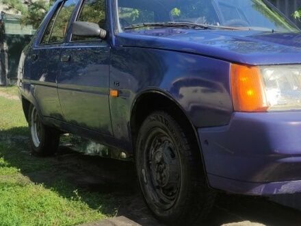 ЗАЗ 1102 Таврия 2003 в Мерефа на Automoto.ua Синий ЗАЗ 1102 Таврия, объемом двигателя 0 л и пробегом 111 тыс. км за 700 $, фото 1 на Automoto.ua