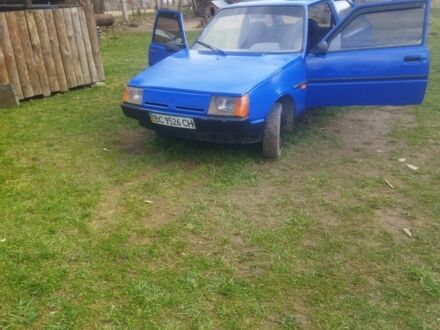 ЗАЗ 1102 Таврия 2003 в Славском на Automoto.ua Синий ЗАЗ 1102 Таврия, объемом двигателя 1.2 л и пробегом 107 тыс. км за 450 $, фото 1 на Automoto.ua
