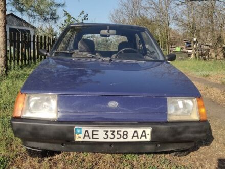 ЗАЗ 1102 Таврия 2004 в Каменское - Днепродзержинск на Automoto.ua Синий ЗАЗ 1102 Таврия, объемом двигателя 1.2 л и пробегом 200 тыс. км за 1087 $, фото 1 на Automoto.ua