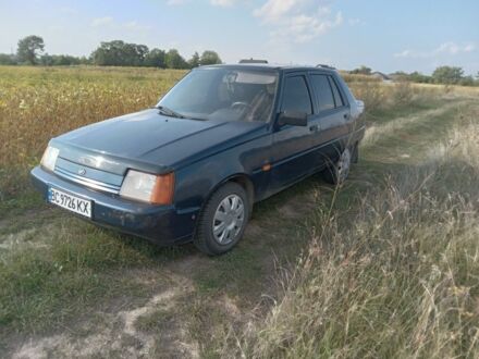 Синий ЗАЗ 1102 Таврия, объемом двигателя 0 л и пробегом 242 тыс. км за 550 $, фото 1 на Automoto.ua