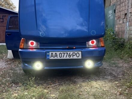 ЗАЗ 1102 Таврія 2005 у Києві на Automoto.ua Синій ЗАЗ 1102 Таврія, об'ємом двигуна 1.2 л та пробігом 200 тис. км за 1000 $, фото 1 на Automoto.ua