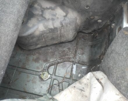 Зелений ЗАЗ 1102 Таврія, об'ємом двигуна 1 л та пробігом 60 тис. км за 591 $, фото 5 на Automoto.ua