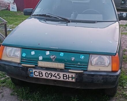 Зеленый ЗАЗ 1102 Таврия, объемом двигателя 1.2 л и пробегом 157 тыс. км за 800 $, фото 2 на Automoto.ua