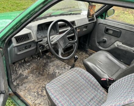 Зелений ЗАЗ 1102 Таврія, об'ємом двигуна 1.1 л та пробігом 2 тис. км за 358 $, фото 8 на Automoto.ua