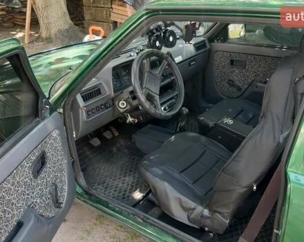 Зеленый ЗАЗ 1102 Таврия, объемом двигателя 1.2 л и пробегом 140 тыс. км за 1500 $, фото 7 на Automoto.ua