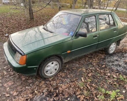 Зеленый ЗАЗ 1102 Таврия, объемом двигателя 0 л и пробегом 20 тыс. км за 760 $, фото 2 на Automoto.ua