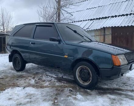 Зеленый ЗАЗ 1102 Таврия, объемом двигателя 1.1 л и пробегом 242 тыс. км за 1000 $, фото 3 на Automoto.ua