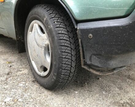 Зеленый ЗАЗ 1102 Таврия, объемом двигателя 1.2 л и пробегом 190 тыс. км за 624 $, фото 3 на Automoto.ua