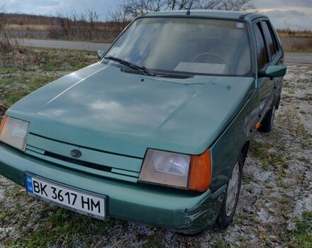 Зеленый ЗАЗ 1102 Таврия, объемом двигателя 0 л и пробегом 200 тыс. км за 700 $, фото 2 на Automoto.ua