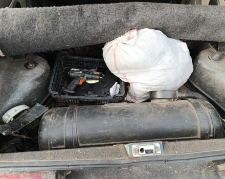 Зелений ЗАЗ 1102 Таврія, об'ємом двигуна 3 л та пробігом 2 тис. км за 350 $, фото 5 на Automoto.ua