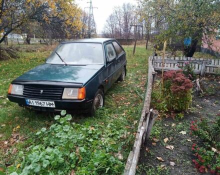 Зелений ЗАЗ 1102 Таврія, об'ємом двигуна 1.1 л та пробігом 300 тис. км за 500 $, фото 3 на Automoto.ua