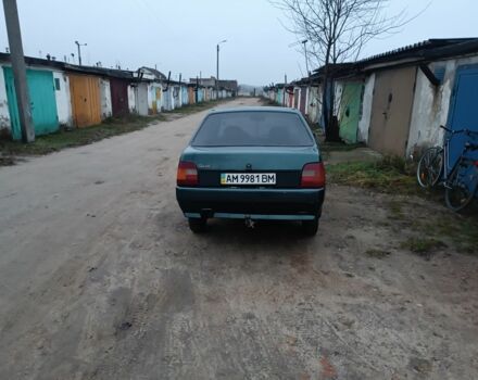 Зеленый ЗАЗ 1102 Таврия, объемом двигателя 1.2 л и пробегом 120 тыс. км за 750 $, фото 3 на Automoto.ua