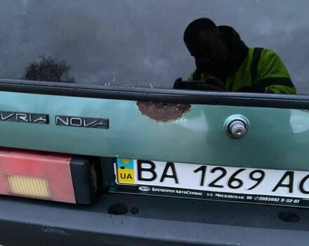 Зелений ЗАЗ 1102 Таврія, об'ємом двигуна 1.2 л та пробігом 152 тис. км за 800 $, фото 7 на Automoto.ua