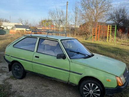 Зеленый ЗАЗ 1102 Таврия, объемом двигателя 1.1 л и пробегом 240 тыс. км за 700 $, фото 1 на Automoto.ua