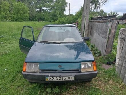 ЗАЗ 1102 Таврия 1998 в Пирятине на Automoto.ua Зеленый ЗАЗ 1102 Таврия, объемом двигателя 1 л и пробегом 7 тыс. км за 363 $, фото 1 на Automoto.ua