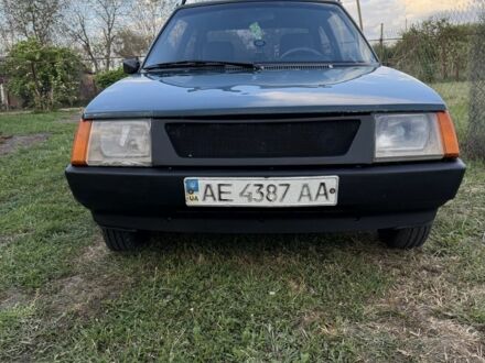 ЗАЗ 1102 Таврія 2004 у Марганце на Automoto.ua Зелений ЗАЗ 1102 Таврія, об'ємом двигуна 0 л та пробігом 90 тис. км за 604 $, фото 1 на Automoto.ua