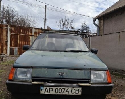 Зеленый ЗАЗ 1102 Таврия, объемом двигателя 1.1 л и пробегом 200 тыс. км за 500 $, фото 1 на Automoto.ua
