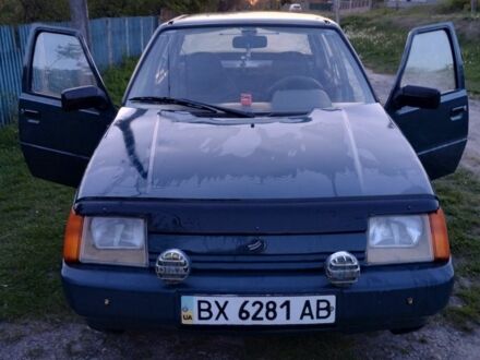 ЗАЗ 1102 Таврія 2005 у Каменце-Подольском на Automoto.ua Зелений ЗАЗ 1102 Таврія, об'ємом двигуна 1 л та пробігом 130 тис. км за 35000 $, фото 1 на Automoto.ua