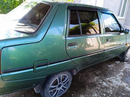 ЗАЗ 1102 Таврия 2007 в Запорожье на Automoto.ua Зеленый ЗАЗ 1102 Таврия, объемом двигателя 1.2 л и пробегом 115 тыс. км за 1500 $, фото 1 на Automoto.ua
