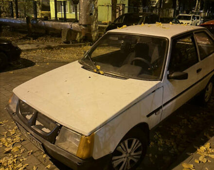Белый ЗАЗ 1102 Таврія-Нова, объемом двигателя 1.09 л и пробегом 140 тыс. км за 700 $, фото 4 на Automoto.ua