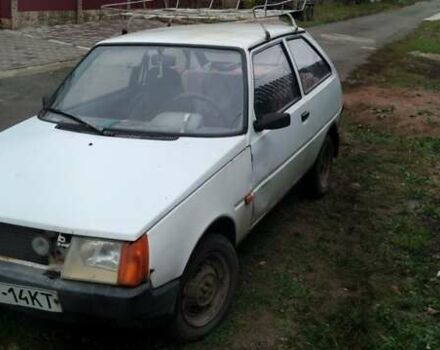 Белый ЗАЗ 1102 Таврія-Нова, объемом двигателя 1.1 л и пробегом 100 тыс. км за 379 $, фото 2 на Automoto.ua