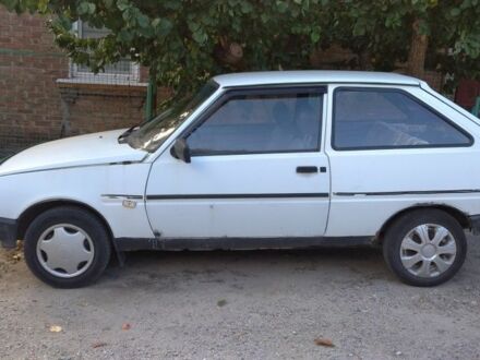 ЗАЗ 1102 Таврия-Нова 2002 в Запорожье на Automoto.ua Белый ЗАЗ 1102 Таврия-Нова, объемом двигателя 1.2 л и пробегом 230 тыс. км за 433 $, фото 1 на Automoto.ua