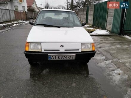 ЗАЗ 1102 Таврия-Нова 2003 у Києві на Automoto.ua Білий ЗАЗ 1102 Таврия-Нова, об'ємом двигуна 1.2 л та пробігом 43 тис. км за 1700 $, фото 1 на Automoto.ua