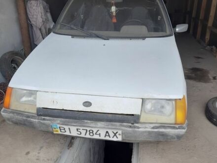 ЗАЗ 1102 Таврия-Нова 2004 в Царичанке на Automoto.ua Белый ЗАЗ 1102 Таврия-Нова, объемом двигателя 1.2 л и пробегом 130 тыс. км за 606 $, фото 1 на Automoto.ua