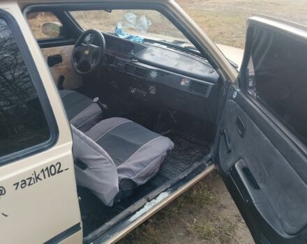 Бежевый ЗАЗ 1102 Таврия-Нова, объемом двигателя 1.2 л и пробегом 42 тыс. км за 757 $, фото 4 на Automoto.ua