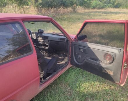 Красный ЗАЗ 1102 Таврия-Нова, объемом двигателя 1.1 л и пробегом 500 тыс. км за 680 $, фото 8 на Automoto.ua