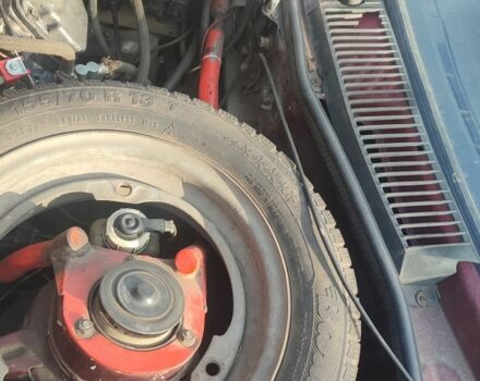 Красный ЗАЗ 1102 Таврия-Нова, объемом двигателя 1.1 л и пробегом 500 тыс. км за 680 $, фото 4 на Automoto.ua