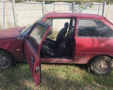 Красный ЗАЗ 1102 Таврия-Нова, объемом двигателя 1.1 л и пробегом 500 тыс. км за 680 $, фото 11 на Automoto.ua