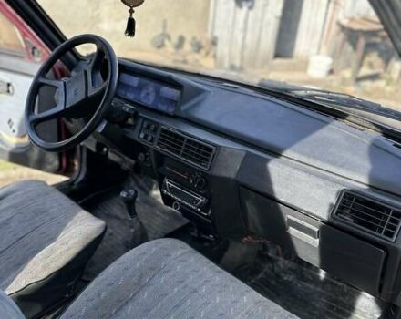 Красный ЗАЗ 1102 Таврія-Нова, объемом двигателя 1.1 л и пробегом 90 тыс. км за 450 $, фото 6 на Automoto.ua