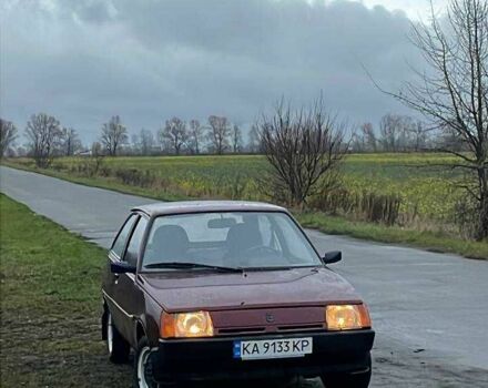 Красный ЗАЗ 1102 Таврия-Нова, объемом двигателя 1.1 л и пробегом 189 тыс. км за 952 $, фото 5 на Automoto.ua