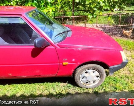 Красный ЗАЗ 1102 Таврия-Нова, объемом двигателя 1.1 л и пробегом 150 тыс. км за 800 $, фото 12 на Automoto.ua