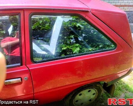 Красный ЗАЗ 1102 Таврия-Нова, объемом двигателя 1.1 л и пробегом 150 тыс. км за 800 $, фото 7 на Automoto.ua