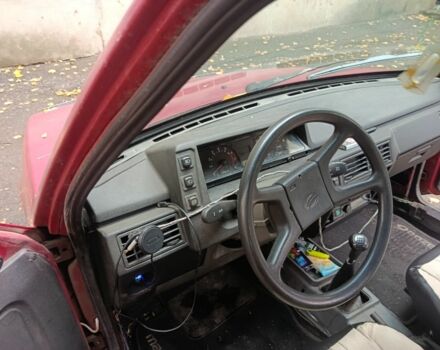 ЗАЗ 1102 Таврия-Нова 2002 у Дніпро (Дніпропетровську) на Automoto.ua Червоний ЗАЗ 1102 Таврия-Нова, об'ємом двигуна 1.1 л та пробігом 70 тис. км за 832 $, фото 5 на Automoto.ua