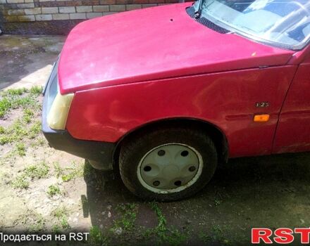 Красный ЗАЗ 1102 Таврия-Нова, объемом двигателя 1.1 л и пробегом 150 тыс. км за 800 $, фото 3 на Automoto.ua