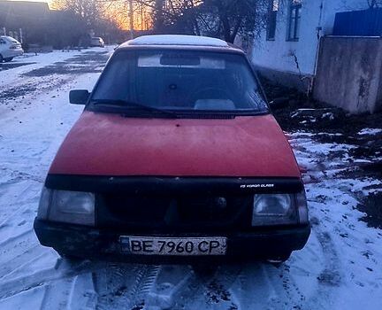 Красный ЗАЗ 1102 Таврия-Нова, объемом двигателя 1.2 л и пробегом 800 тыс. км за 700 $, фото 3 на Automoto.ua