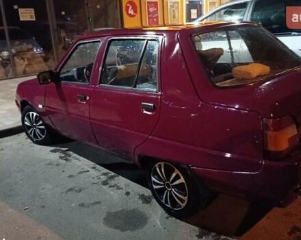 Красный ЗАЗ 1102 Таврія-Нова, объемом двигателя 1.2 л и пробегом 300 тыс. км за 800 $, фото 2 на Automoto.ua