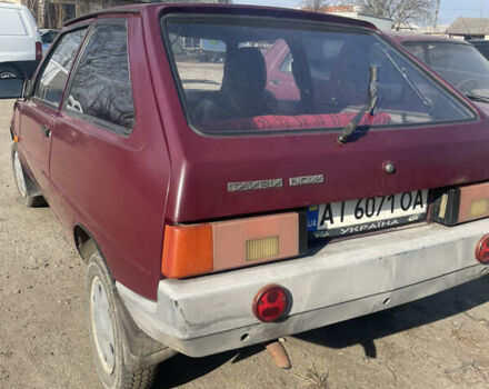 Красный ЗАЗ 1102 Таврія-Нова, объемом двигателя 1.1 л и пробегом 250 тыс. км за 650 $, фото 4 на Automoto.ua