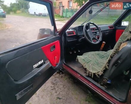 Червоний ЗАЗ 1102 Таврія-Нова, об'ємом двигуна 1.2 л та пробігом 550 тис. км за 650 $, фото 13 на Automoto.ua