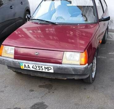 Красный ЗАЗ 1102 Таврія-Нова, объемом двигателя 1.2 л и пробегом 100 тыс. км за 1200 $, фото 2 на Automoto.ua