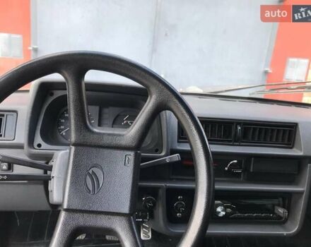Красный ЗАЗ 1102 Таврія-Нова, объемом двигателя 1.1 л и пробегом 80 тыс. км за 1500 $, фото 5 на Automoto.ua