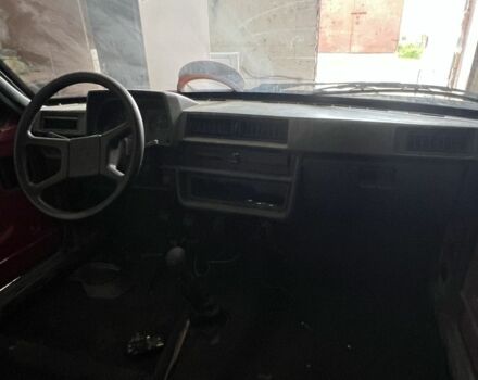 Красный ЗАЗ 1102 Таврия-Нова, объемом двигателя 1.1 л и пробегом 210 тыс. км за 650 $, фото 2 на Automoto.ua