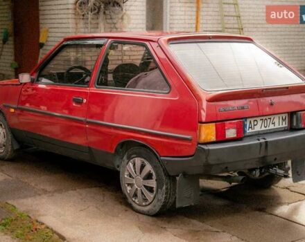 Красный ЗАЗ 1102 Таврія-Нова, объемом двигателя 1.2 л и пробегом 320 тыс. км за 750 $, фото 4 на Automoto.ua