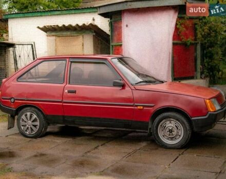 Красный ЗАЗ 1102 Таврія-Нова, объемом двигателя 1.2 л и пробегом 320 тыс. км за 750 $, фото 3 на Automoto.ua