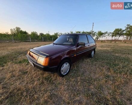 Красный ЗАЗ 1102 Таврія-Нова, объемом двигателя 1.2 л и пробегом 70 тыс. км за 1800 $, фото 1 на Automoto.ua